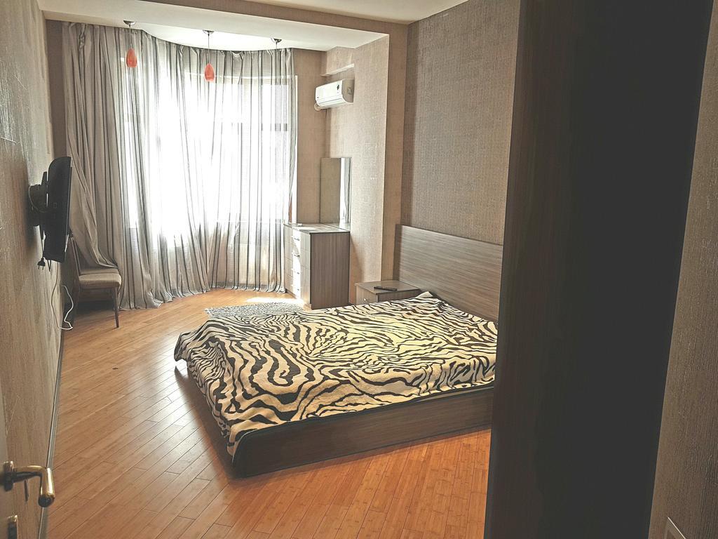 Apartment On Mirqasimov St.29 바쿠 외부 사진